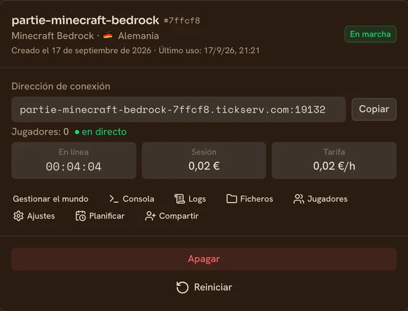 Tarjeta de un servidor Minecraft Bedrock en marcha en la consola de TickServ: dirección de conexión permanente, tiempo de sesión, coste en curso y tarifa horaria