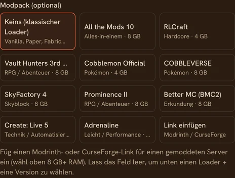 Die Modpack-Auswahl beim Erstellen eines Minecraft-Servers: einsatzbereite Modpacks (All the Mods, RLCraft, Cobblemon…) und ein Feld für einen Modrinth- oder CurseForge-Link